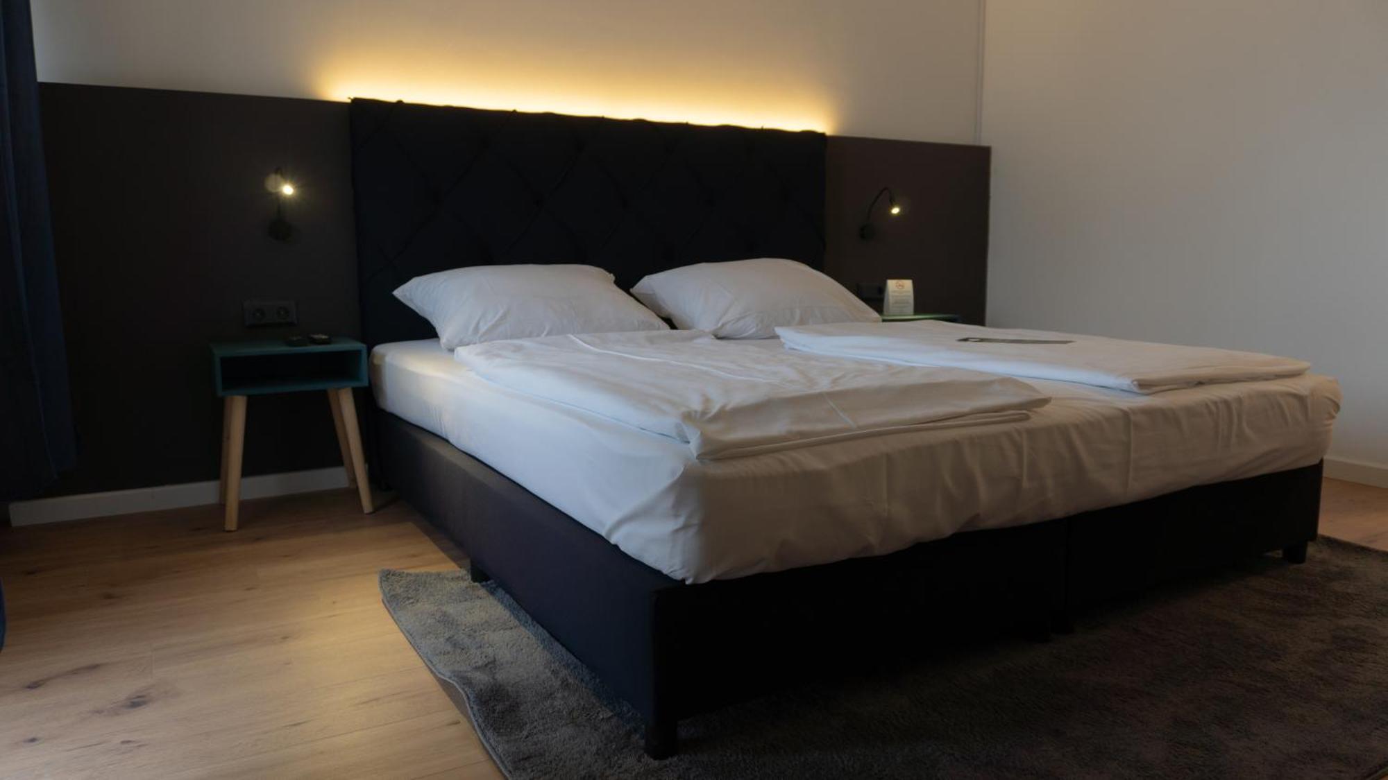 Haven Hotels - Hotel Am Stadion เลเวอร์คูเซน ภายนอก รูปภาพ