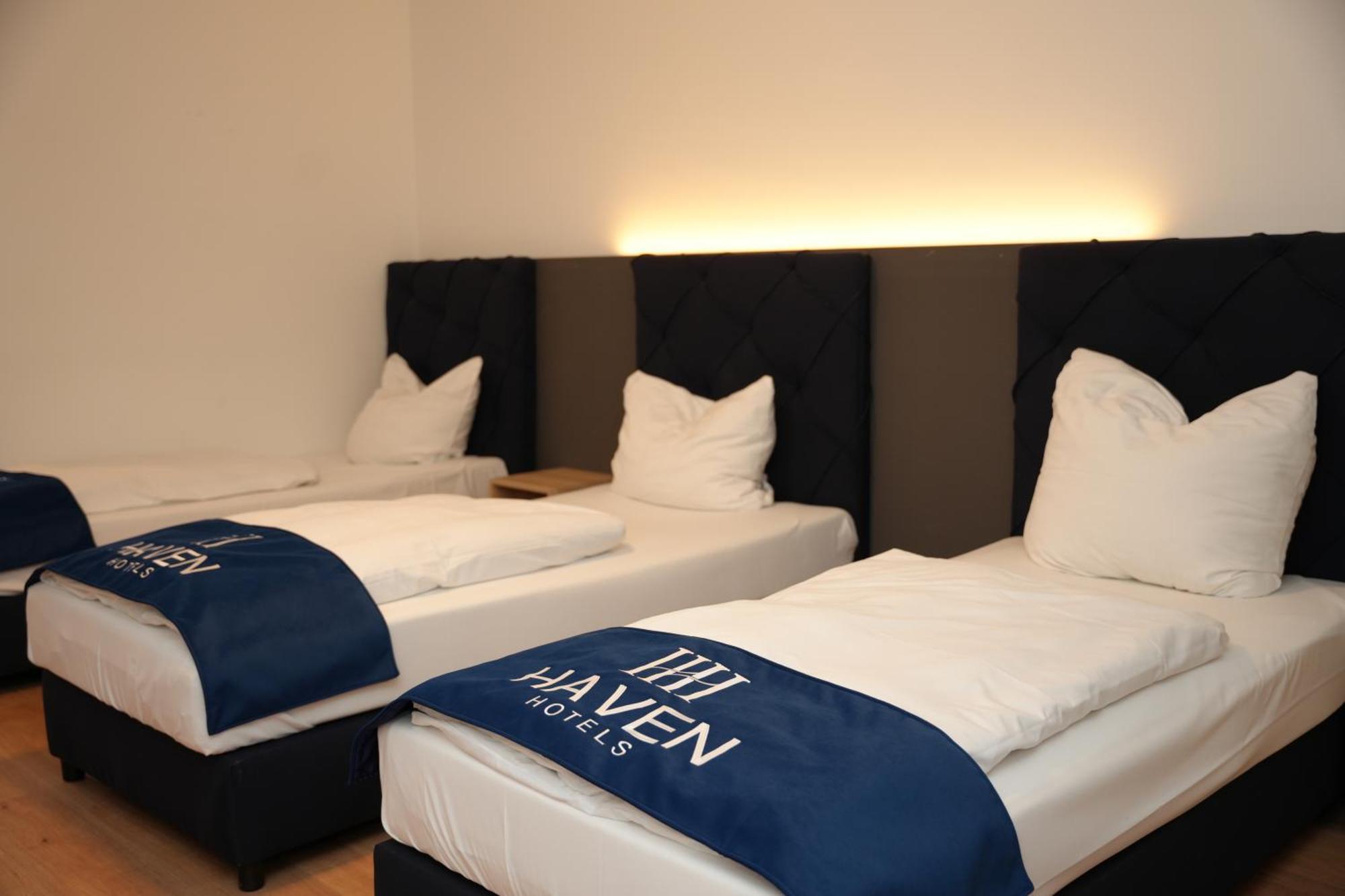 Haven Hotels - Hotel Am Stadion เลเวอร์คูเซน ภายนอก รูปภาพ