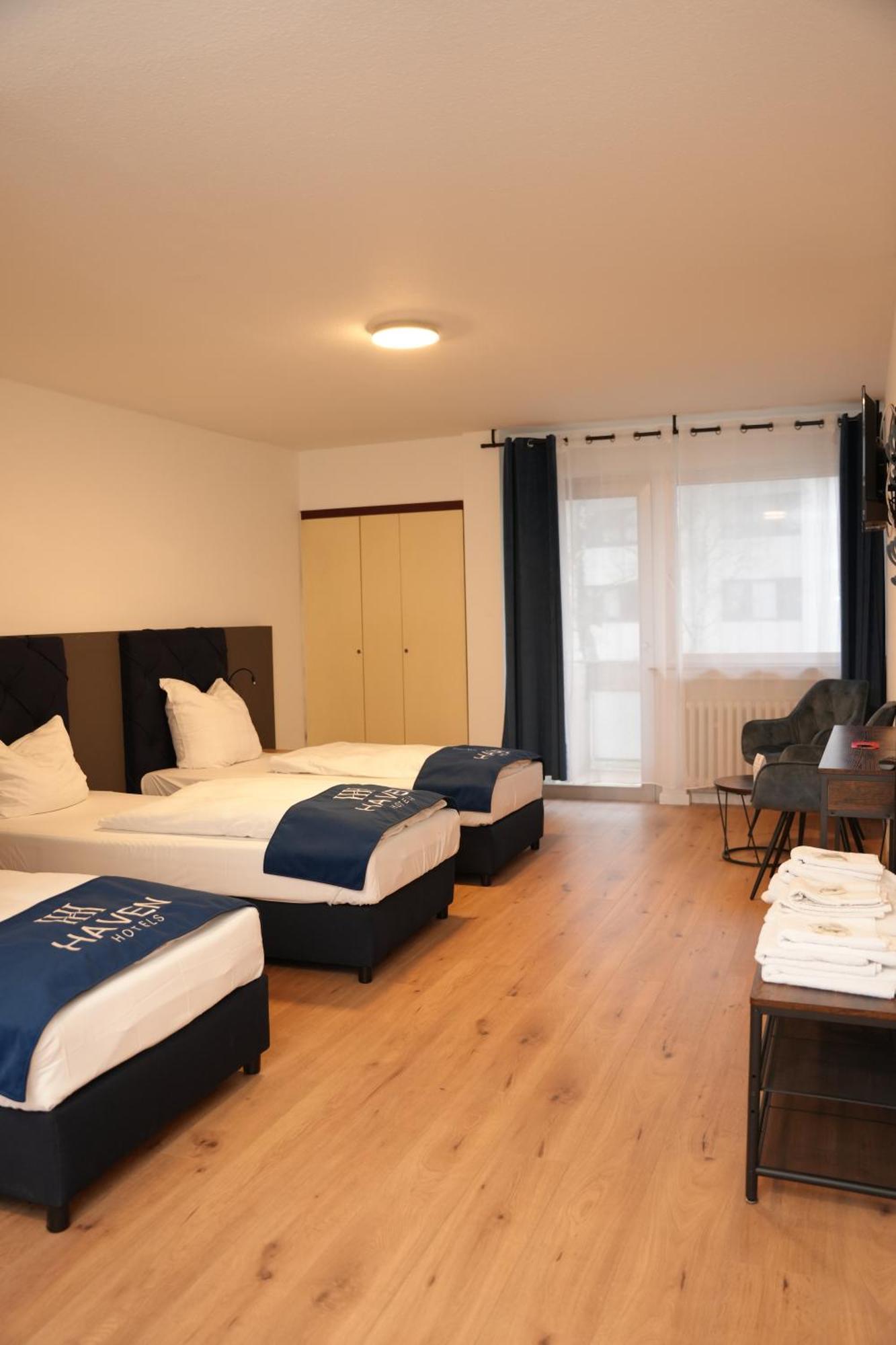 Haven Hotels - Hotel Am Stadion เลเวอร์คูเซน ภายนอก รูปภาพ