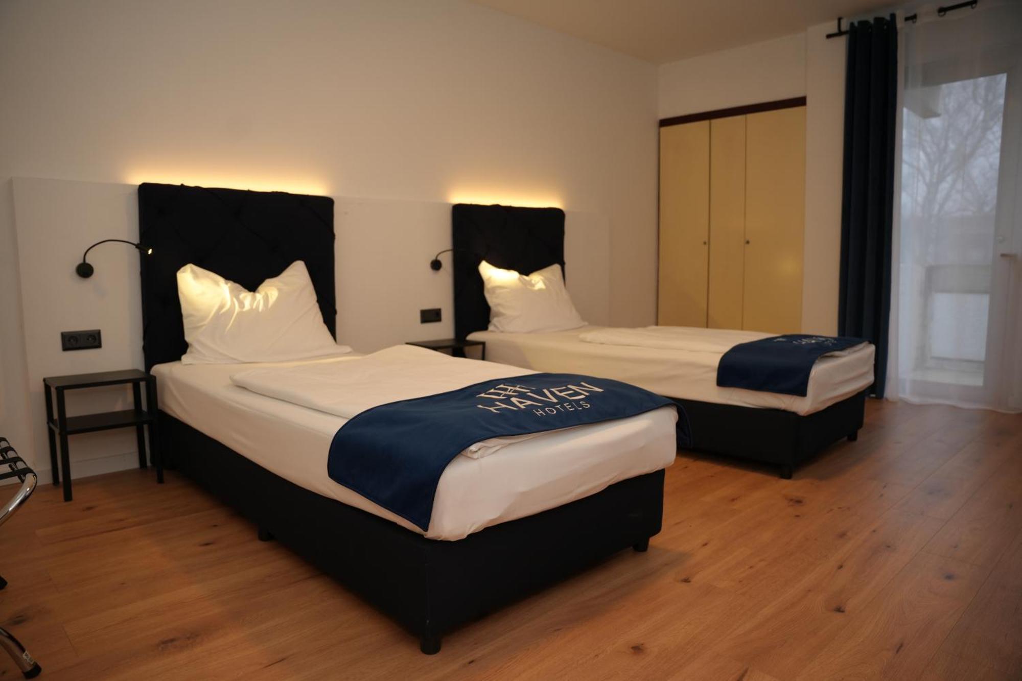 Haven Hotels - Hotel Am Stadion เลเวอร์คูเซน ภายนอก รูปภาพ